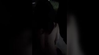 địt em ghệ từ ngoài vườn vào đến phòng ngủ em thật hoang dại