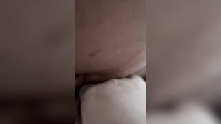 có tiền thì gì em cx dám làm