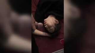 Đập lọ bắn tinh trước mặt chị họ lúc bả đang ngủ say