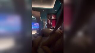 Các em mới lớn nứng lồn chăn phát là cho đụ ngay