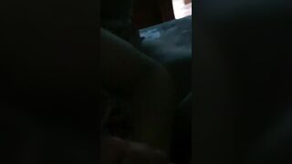 bé sinh viên vừa bú cu vừa nhắn tin cho người yêu