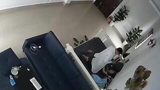 Bác sĩ đè chơi luôn em khách lại khám bệnh