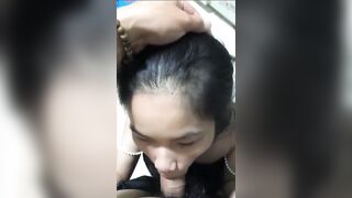 Cậu biến thái bắt cháu bú cu mỗi sáng chào cờ