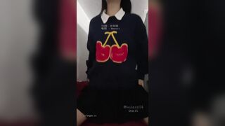 Em sinh viên 2k8 mình dây khoe hàng thủ dâm vú lồn non dâm