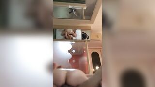 Cứ gặp nhau là đè nhau ra phang tới tấp 2