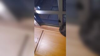 Ở cạnh em hàng xóm loli chồng làm công trình hay đi xa