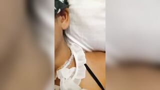 Bịt mắt chén em hầu gái