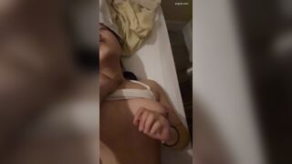Địt bé học sinh phê muốn ngất