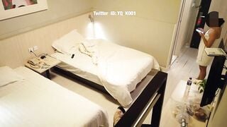 Hack cam phát hiện vợ dâm lén dấu ck book a nv massage về thư giãn tại nhà