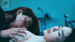 HAI EM LES XINH GÁI, BÚ LIẾM NỨNG CẶC VKL