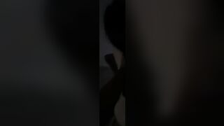 Nữa đêm tắt điện đâu biết thằng anh nó chơi em gái trong phòng