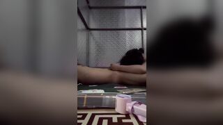 Dượng kêu con vô chỉ để bú cặc cho dượng thôi hả