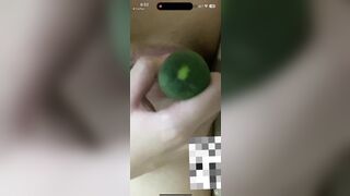Call video chat sex với e rau lồn hồng thắm vừa tròn 18 xem e dùng dưa leo móc lồn #1