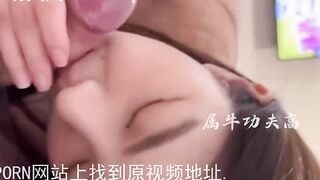 Gái xinh cưỡi ngựa như muốn húp trọn củ khoải anh