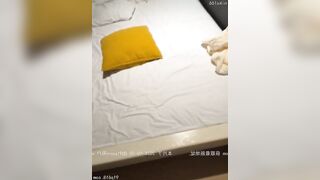 Hoàng Yến nứng lồn 2