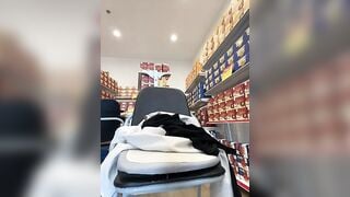 Siêu Thị WinMart bé nhân viên này nhiều nước thật đấy - phần 1