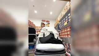 Siêu Thị WinMart bé nhân viên này nhiều nước thật đấy - phần 2