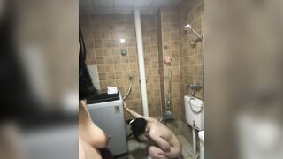 Hai em rau chubby vú to lồn múp tắm trên live cho trai xem dâm đãng 26/10/26