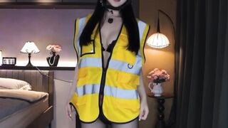 Em shipper giao hàng trên live vú to mông bự