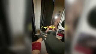 rủ bé yêu đi xem phim phòng lại thành đồ chơi cho em nghịch