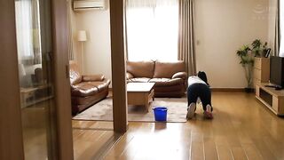 Frustrated Friend's Mom Aya Hoshino