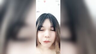 Em #Lin idol mới nổi của làng live app 18+ show hàng móc lồn cực phê #1