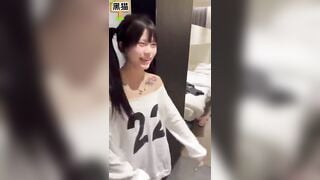 1 mình anh chấp cả 3 bé học sinh loli