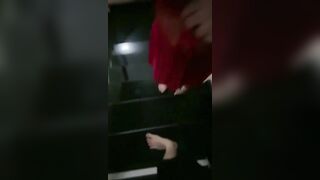 Chỗ nào em thấy em nằm được thì em chơi hết. Thử cảm giác mới nó đã đã lắm mí ông ơi