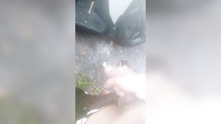 Em khách đi du lịch bị hiếp dâm la làng