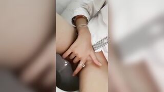 Nhìn mặt với lồn vậy đoán lớp mấy ae, đky kênh ib tui cho xem cơ thể nhó
