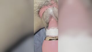 Sex Toy bú núc lồn cho mái lên đỉnh