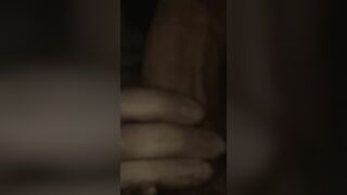Lén lút với chị