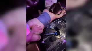 Hiếp dâm tập thể em nhân viên karaoke