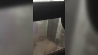 Em gái hàng xóm tắm 4