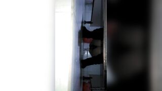 Làm liều lao vào nhà vs quay lồn gái xinh