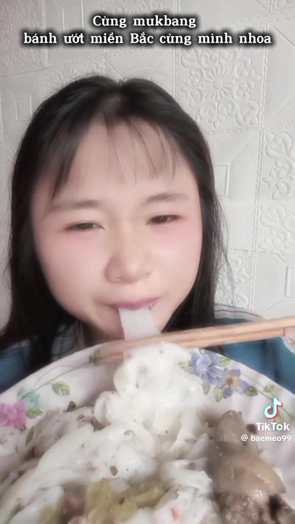 Ăn Bánh Cuốn Và Cái Kết