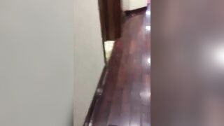 Đụ mẹ nó chứ con bé mới lớn mà chúng nó cho chơi MT ngáo đét lột áo chén tập thể