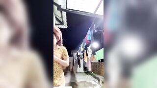 Quay lén em thủy phơi đồ không mặc quần lót