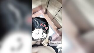 Hiếp em gái trong thang máy