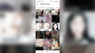 Quay lén con bạn thân trong lớp học