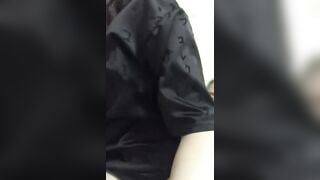 Pha đánh ghen ảo nhất năm , chị vợ bắt tiểu tam bồ chồng bú lol để trả thù