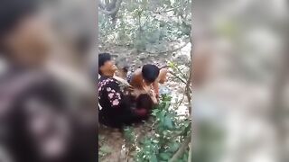 Học sinh   hiếp dâm bạn nử