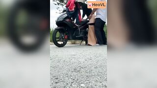 Dẫn cô giáo của con gái lên núi đỵt full bên dưới nha