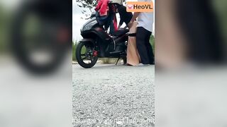 Dẫn cô giáo của con gái lên núi đỵt full bên dưới nha