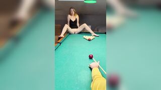 Em Tây cute thục bida thẳng vào lồn