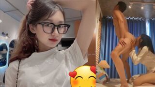 Nguyễn Thị Ngọc Hiền Bú Đít Cực Phê 2