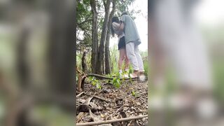 ????Cảm động đi du lịch emtrai đc chị gái cho djt lại còn bắ,n trong nữa ????