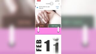Em gái mới lớn lồn phún lông tơ thủ dâm cùng trai trên ometv