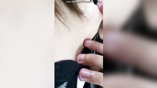 a rủ đi uống nước mà a cứ bú vú của em
