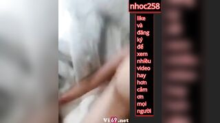 Địt em gái xăm trổ cực chiến chơi không bao cả 2 lỗ sướng nên chỉ biết nằm rên